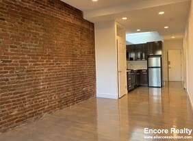 80 West Cedar St, Unit #2 in Boston, MA - Building Photo