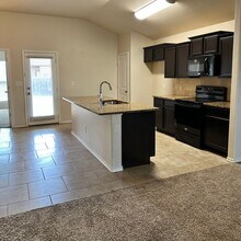 7445 103rd St in Lubbock, TX - Building Photo - Building Photo