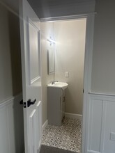 19 Main St in Millbury, MA - Foto de edificio - Building Photo