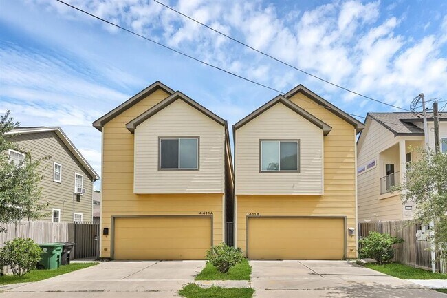 4411 Hershe St in Houston, TX - Building Photo - Building Photo