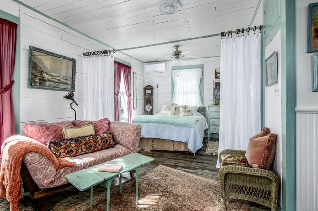 property at 2019 Avenue M