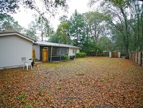 1615 NE 16th Pl in Gainesville, FL - Building Photo - Building Photo
