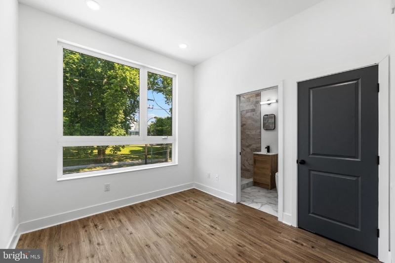 6016 N Warnock St, Unit A40 in Philadelphia, PA - Foto de edificio