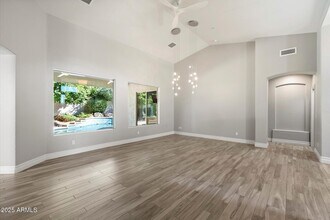 7220 E Whistling Wind Way in Scottsdale, AZ - Building Photo - Building Photo