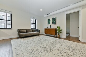 40 Fleet St in Boston, MA - Building Photo - Building Photo