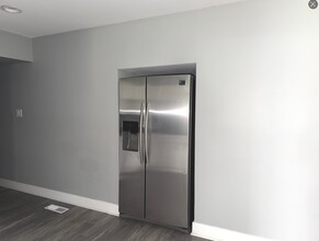 595 Aberdeen St in Hoffman Estates, IL - Building Photo - Building Photo