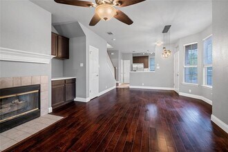 12401 Los Indios Trail in Austin, TX - Building Photo - Building Photo