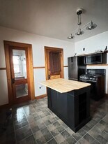 1809 N 51st St in Milwaukee, WI - Building Photo