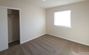 14226 Bobolink Cove in San Antonio, TX - Building Photo - Building Photo