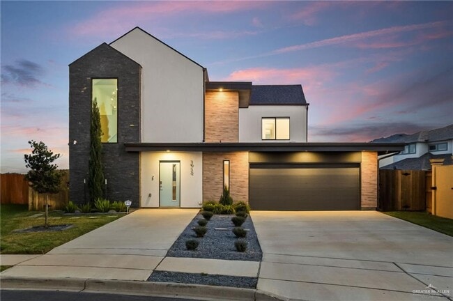 property at 35 Silverton Cir