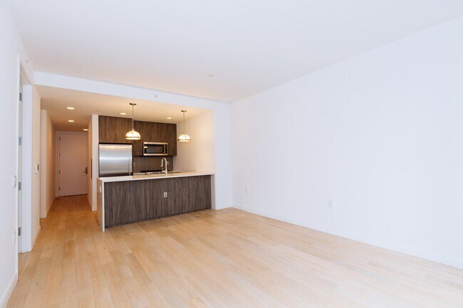 160 1st St in Jersey City, NJ - Building Photo - Building Photo