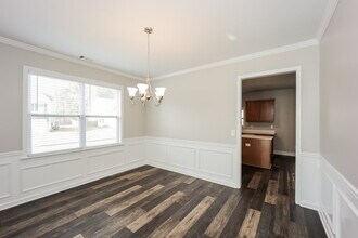 10 Carlisle St in Newnan, GA - Building Photo - Building Photo