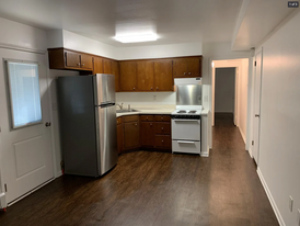 25 Hampton St, Unit 2L in Metuchen, NJ - Building Photo