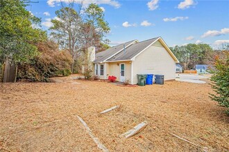 2259 Skyview Dr in Fayetteville, NC - Building Photo - Building Photo