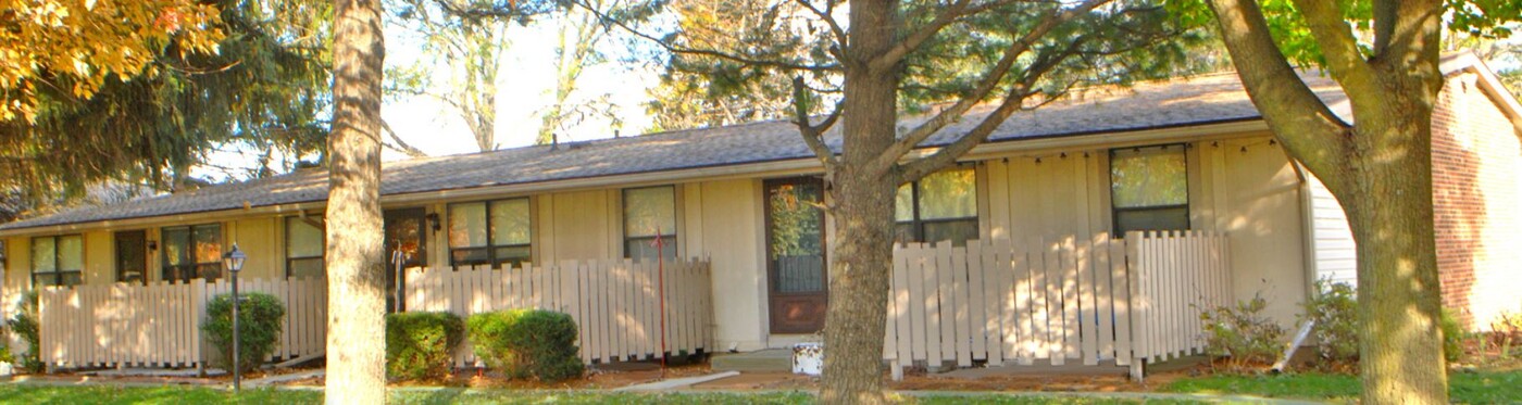 Stonehedge Apartments in Tecumseh, MI - Building Photo