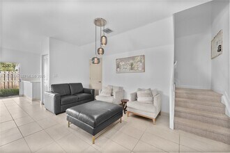 1270 NW 3rd Ln in Florida City, FL - Foto de edificio - Building Photo