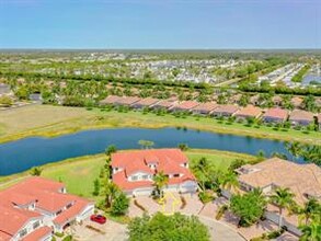 3159 Serena Ln-Unit -202 in Naples, FL - Building Photo - Building Photo