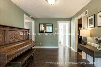 1309 Linden Rd in Liberty, MO - Building Photo - Building Photo