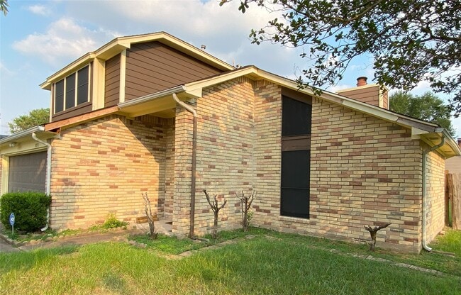 10531 Golden Meadow Dr in Houston, TX - Building Photo - Building Photo