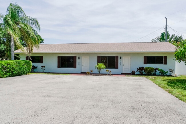 property at 1678 Park St