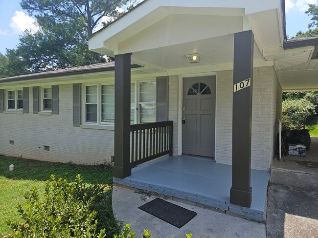 107 Gladstone Dr SW in Marietta, GA - Foto de edificio - Building Photo