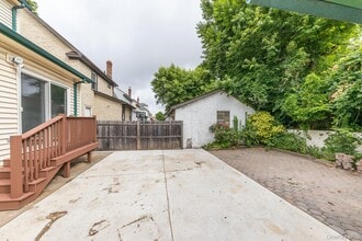 20 Starks Pl in Lynbrook, NY - Building Photo - Building Photo