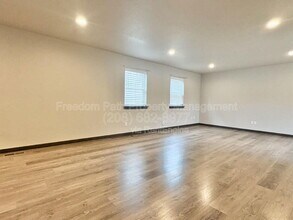 1425 E Seleta Ln in Coeur d'Alene, ID - Building Photo - Building Photo