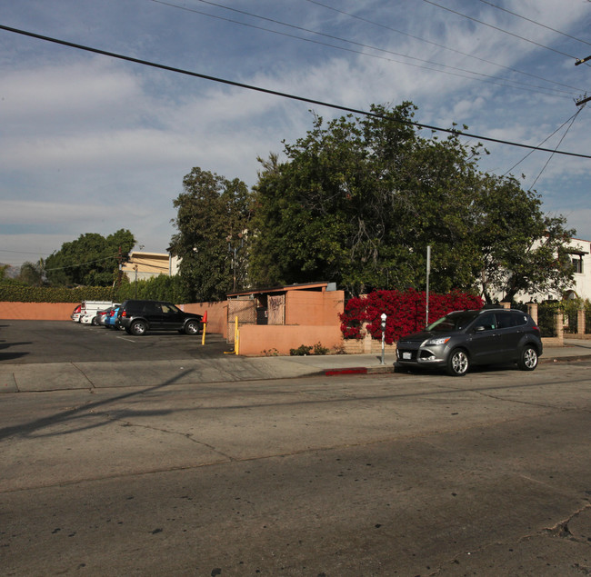 4633 Prospect Ave in Los Angeles, CA - Building Photo - Building Photo