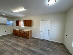1509 Monterrey Ave in Laredo, TX - Building Photo - Building Photo