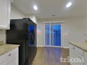 1700 Allegheny Dr in Gastonia, NC - Foto de edificio - Building Photo