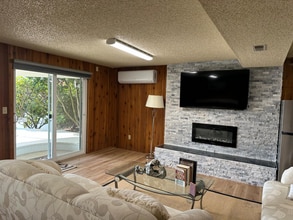 10709 Marine View Dr in Mukilteo, WA - Building Photo - Building Photo