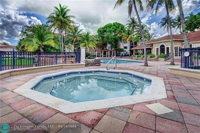 9088 W Atlantic Blvd in Coral Springs, FL - Building Photo - Building Photo