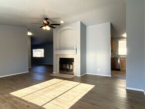 907 Poplar Dr in Dallesport, WA - Building Photo - Building Photo