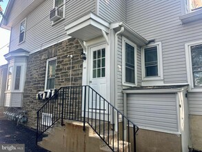 412 West Ave in Jenkintown, PA - Building Photo - Building Photo
