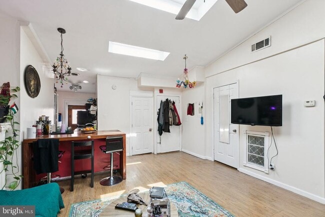 1333 Pine St in Philadelphia, PA - Building Photo - Building Photo