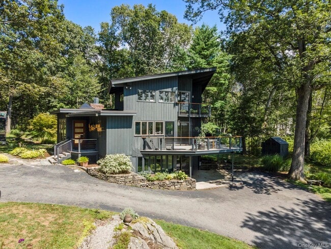 13 Juengst Rd in North Salem, NY - Building Photo - Building Photo