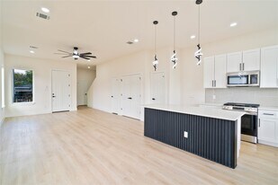 3212 Retta St in Houston, TX - Building Photo