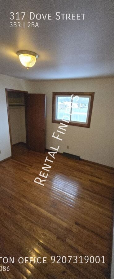317 Dove St