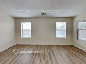 2415 E Palm Beach Dr in Chandler, AZ - Foto de edificio - Building Photo