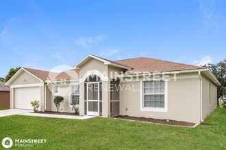 1120 Cariston Ave in Lehigh Acres, FL - Building Photo - Building Photo