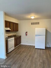1929 W River Dr in Pennsauken, NJ - Building Photo - Building Photo