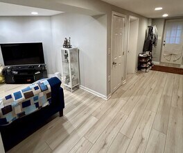 2010 1st St NW, Unit B in Washington, DC - Foto de edificio - Building Photo