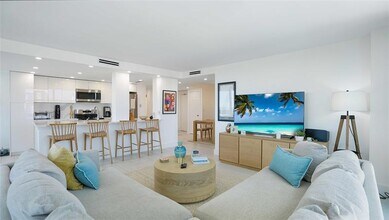 3031 N Ocean Blvd in Fort Lauderdale, FL - Building Photo - Building Photo