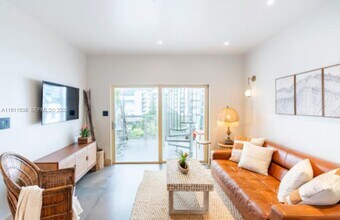 481 NE 29th St in Miami, FL - Building Photo - Building Photo