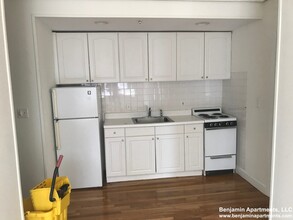 510 Beacon St, Unit 2 in Boston, MA - Building Photo - Building Photo