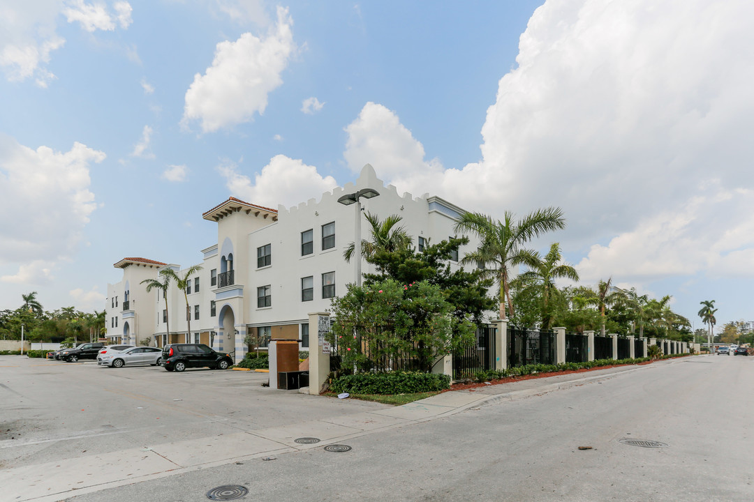 Georgia Ayers in Opa Locka, FL - Building Photo