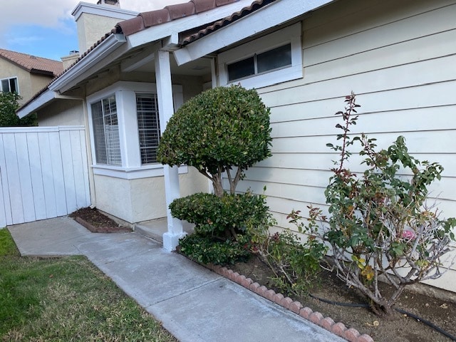 2343 Lake Forest St in Escondido, CA - Building Photo - Building Photo