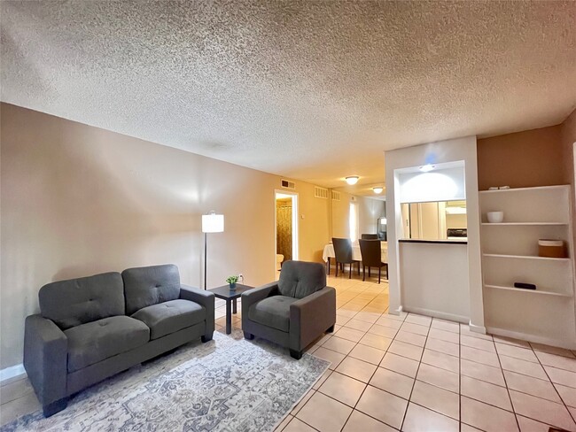 property at 1516 Bay Area Blvd