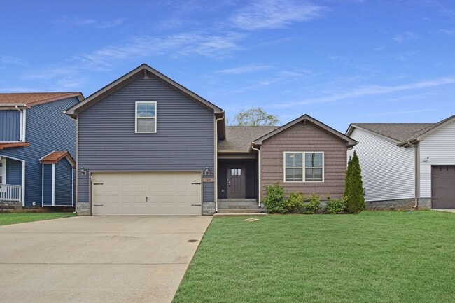 property at 184 Sambar Dr