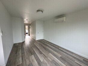 695 E Grant St in Lebanon, OR - Building Photo - Building Photo